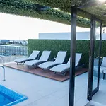 Close To Mamitas Beach, 2 Bedroom For Up To 5 Sleeps And Rooftop Pool!